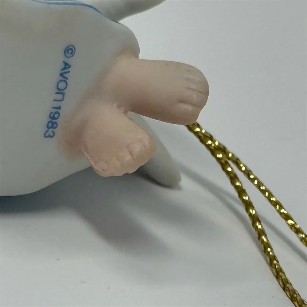 Avon Vintage Angel Ornament 1983 White Porcelain Ceramic Cherub Flower Garland